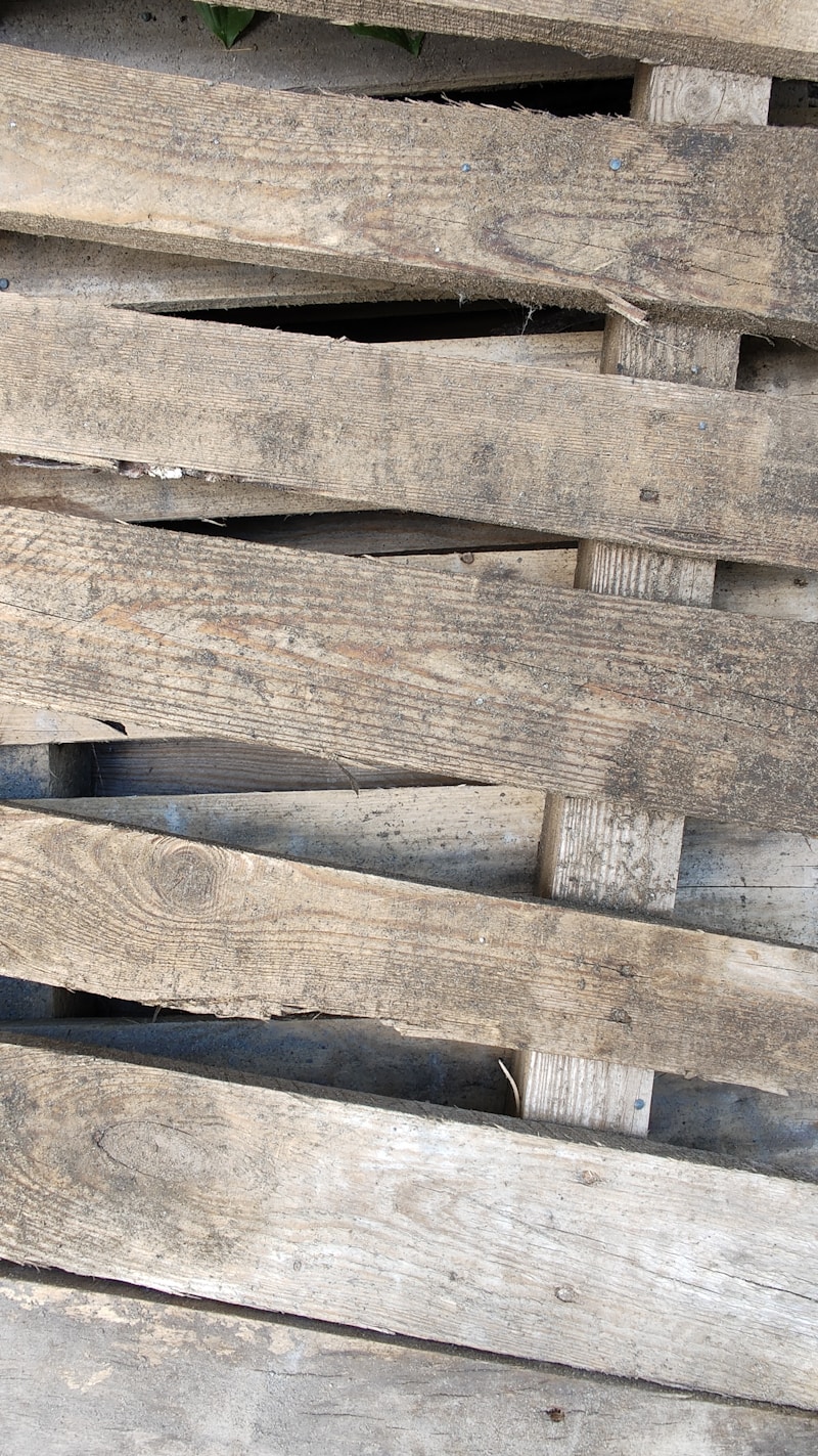 Wood Pallet 48 x 40 in, 4-way entry